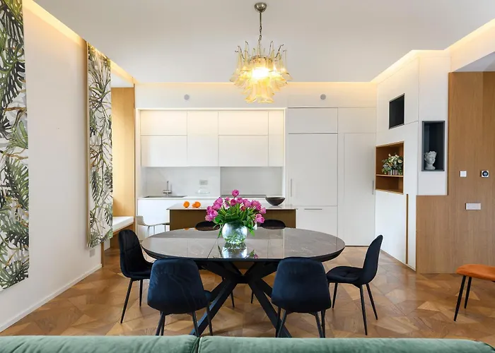 Moon River Luxury דירה