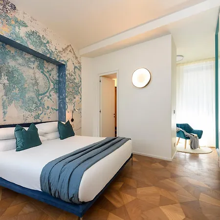 Moon River Luxury * Rome